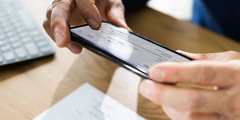 remote deposit capture vs mobile deposit